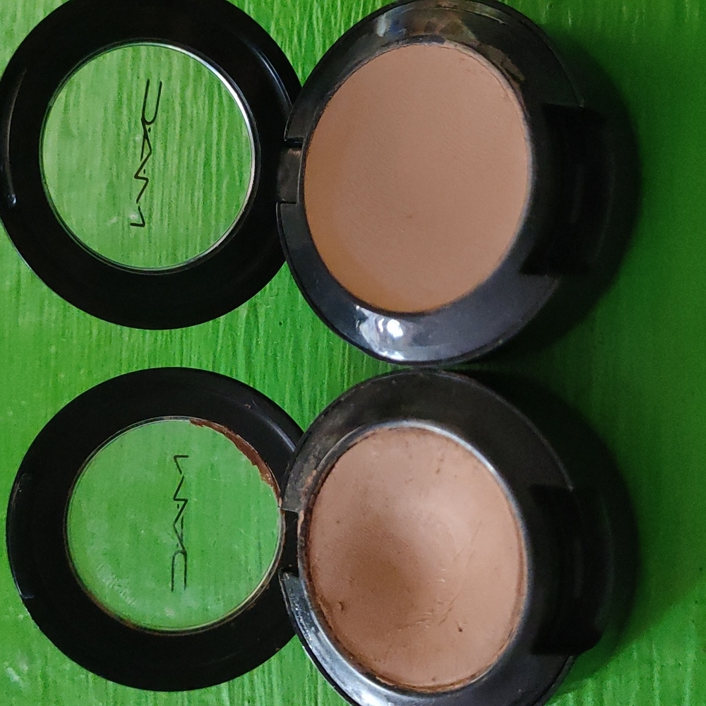 MAC Studio Finish Concealer NC35